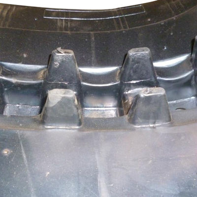 Black Yanmar Aw6120 Rubber Tracks 550X90X58 Package Gross Weight 200.000kg and Durable