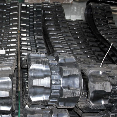 Komatsu Excavators 450X76X80 Rubber Track in Black with Package Gross Weight of 200.000kg