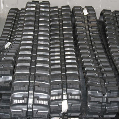 Rubber Track 320X106X39 for Excavator Yanmar Yb271/Yb32/Yb27/Vio30