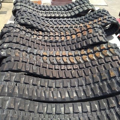 250mm Width Rubber Track 250X52.5X73n for Excavator Hitachi Ex22 Undercarriage Parts
